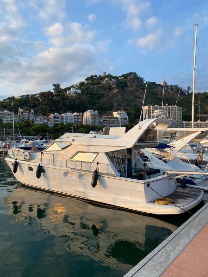סנט אדריה דה בסוס Barco Muy Romantico Con Parking! מראה חיצוני תמונה