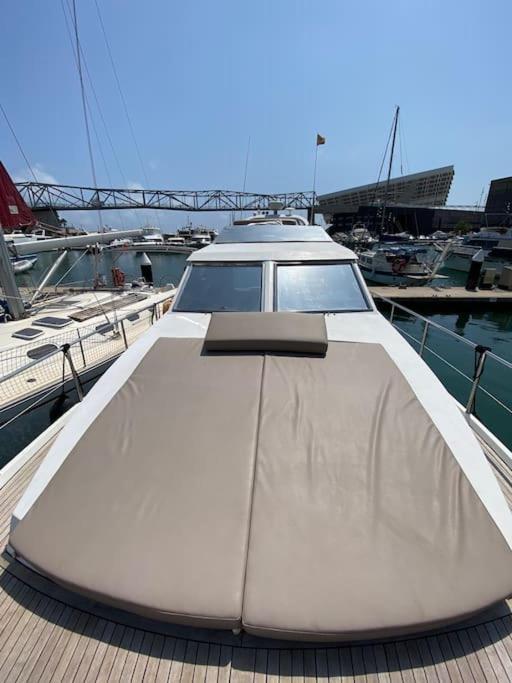 סנט אדריה דה בסוס Barco Muy Romantico Con Parking! מראה חיצוני תמונה